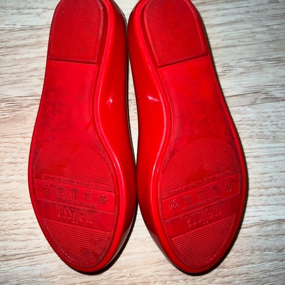 Disney Mini Melissa - Mel Red Slip-ons - Picture 5 of 9